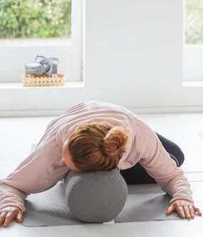 bolster yoga